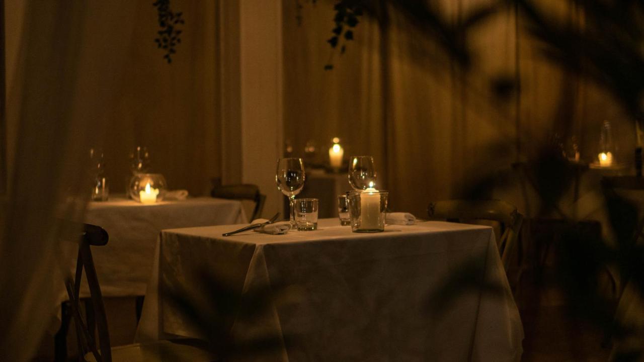 Amare Ristorante Locanda 체르토사디파비아 외부 사진