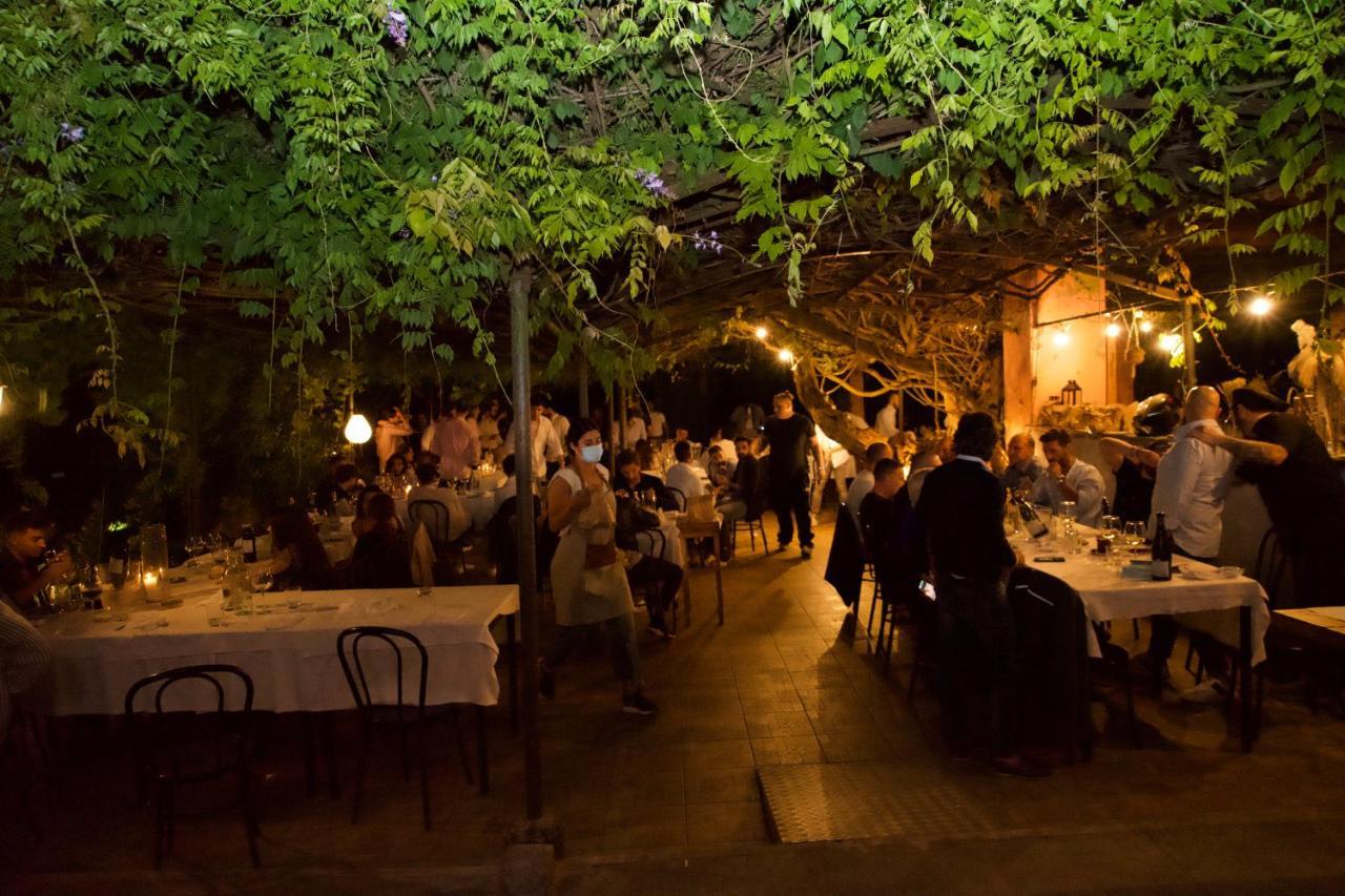 Amare Ristorante Locanda 체르토사디파비아 외부 사진