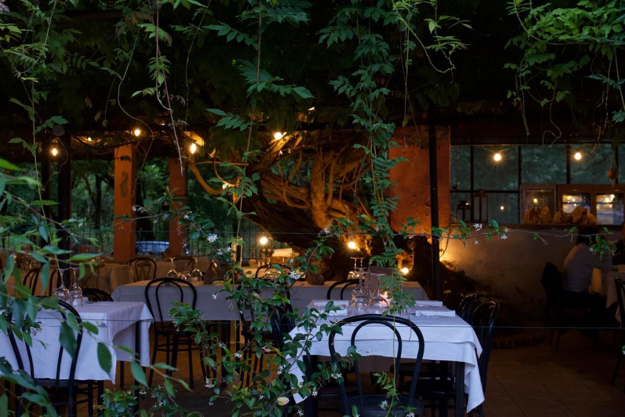 Amare Ristorante Locanda 체르토사디파비아 외부 사진